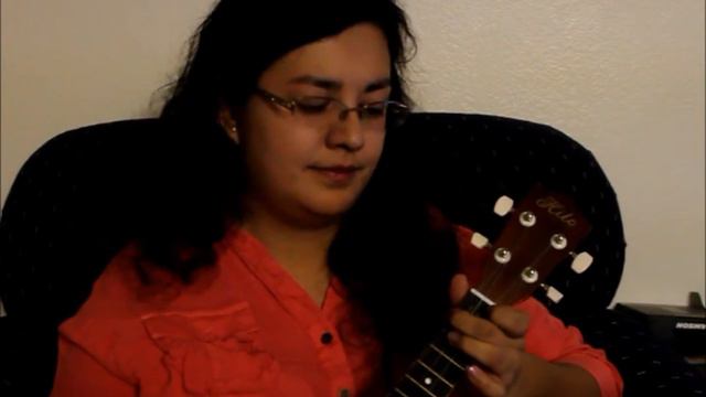 Luna - Zoe Ukulele Cover