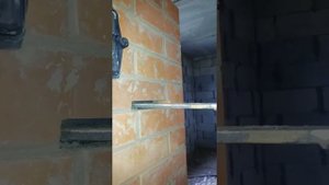 Дымит новая кирпичная печка