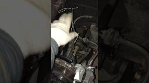 Снимаем амортизатор Рено -снятие стойки Рено без "Косяков"