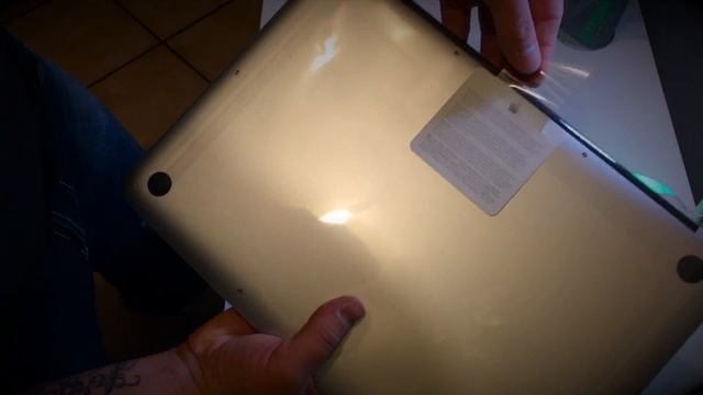 MacBook Pro 15 Retina  U N B O X I N G  -Mitte 2015-   Unkommentiert GermanDeutsch