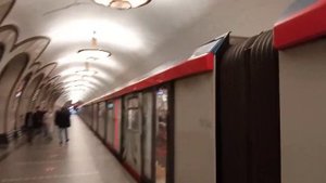 Электропоезд 81-775/776/777 «МОСКВА-2020» (Дейна) №08 на станции метро «Новослободская» КЛ 22/09/21