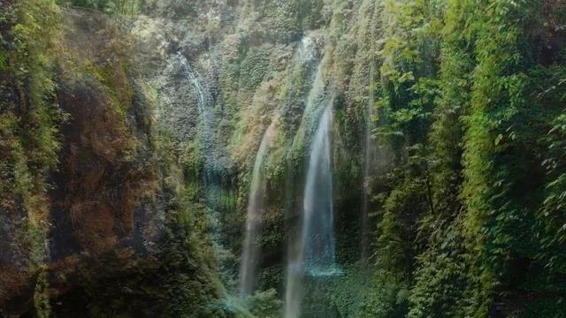 Waterfalls And Relaxing Music - For Stress Relief, Rest, Deep Sleep