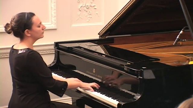 Alban Berg: Piano Sonata op. 1 - Part 1/2 смотреть онлайн