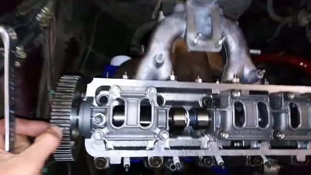 21.Установка распредвала проверка осевого люфта.mp4 смотреть онлайн