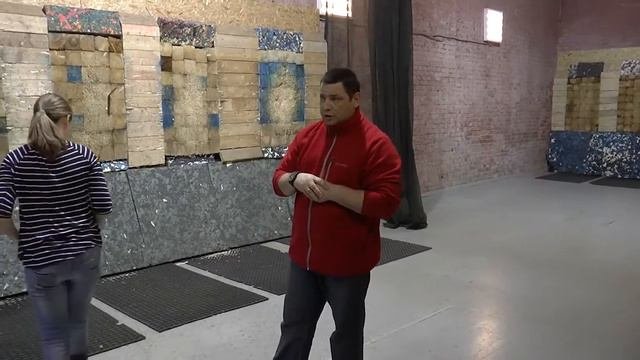 Инструктор Дмитрий Мельников