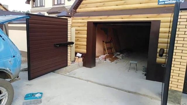 Распашные автоматические ворота.