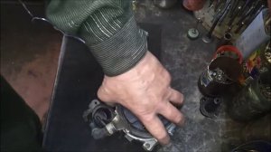 Карбюратор Пирбург 2Е3. "Висят" обороты.