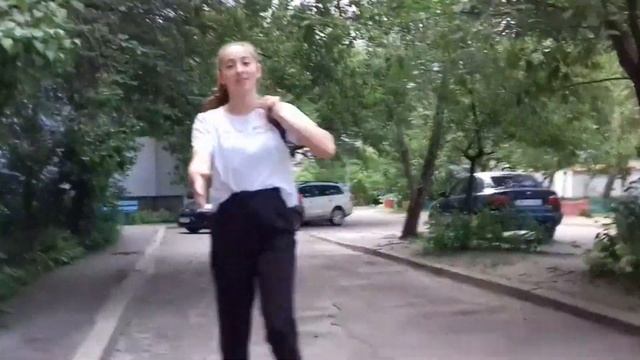 Неделя влогов день 4) Утренняя разминка, тренировка и вечерняя прогулка смотреть онлайн