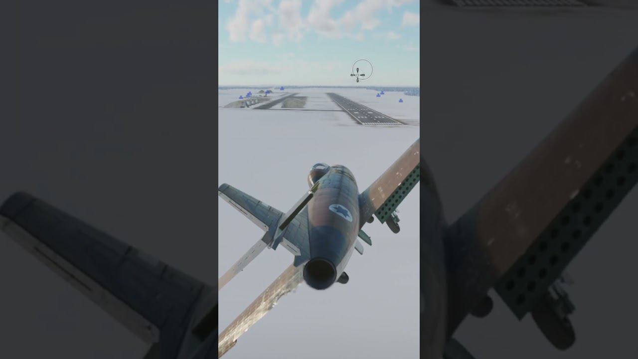 Супер ГЕРОЙСКОЕ приземление В War Thunder #Shorts смотреть онлайн