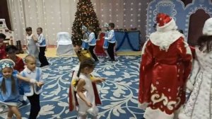 Танец "Научите танцевать", новый год, подготовительная группа