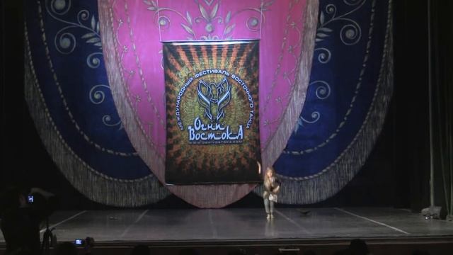 Огни Востока Танюша Цымбал Ковбойский танец.MTS смотреть онлайн