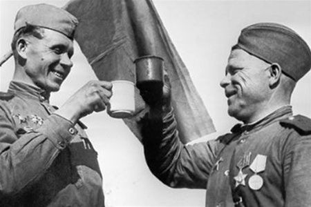 С Днем Победы! смотреть онлайн