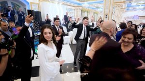 Vefa Serifova - Uzaqlasmaq Istedim  4K (Russiyada gozel toy 2021)