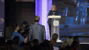 Глава ЦИК Элла Памфилова на ВДНХ прочитала лекцию студентам и школьникам