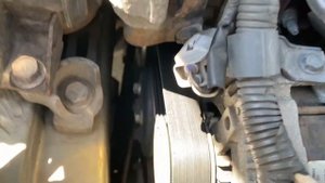 Toyota RAV4 замена генератора!!