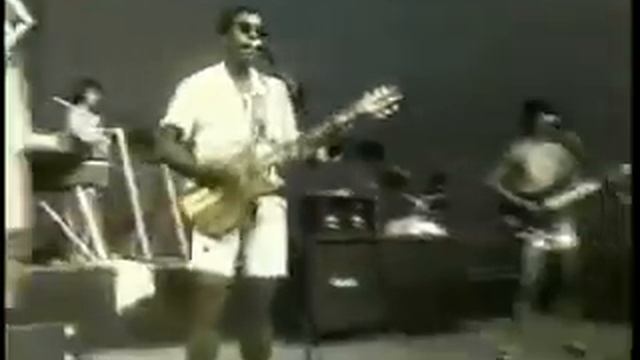 JORBE BEN JOR - "Taj Mahal" - PROGRAMA Mixto Quente Tv Globo 1986 смотреть онлайн