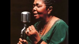 Cesaria Evora - Petit Pays (Chateau Flight Remix)