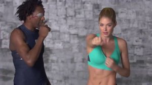 VSFS 2011: Doutzen Kroes' Workout