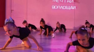 ДЕТСКАЯ ХОРЕОГРАФИЯ Лера - "Золушка"7 Kids