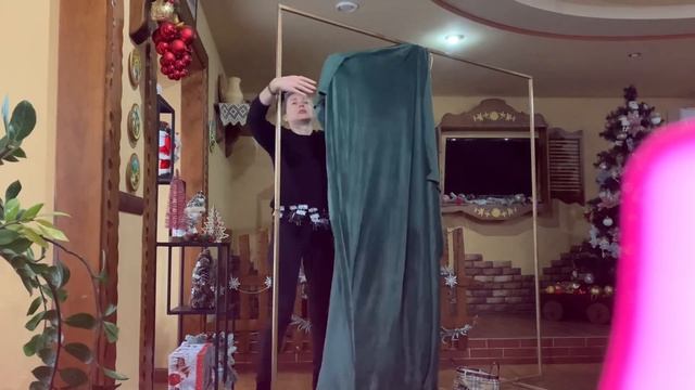 Монтаж каркаса, плюша, гирлянды из шаров в видео на три минуты! Фотозона на День рождение смотреть онлайн