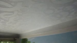 Клеим потолочную плитку. Без опыта