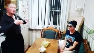 Моя Мама варит кофе