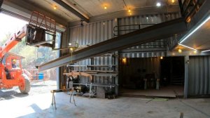 Installing a trolley crane