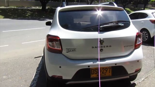 Renault Sandero Stepway Dinamique 1600 CC MT смотреть онлайн