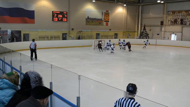 ХК "Дзержинск-2004" - "Лада" Тольятти 15 января 2017г. смотреть онлайн