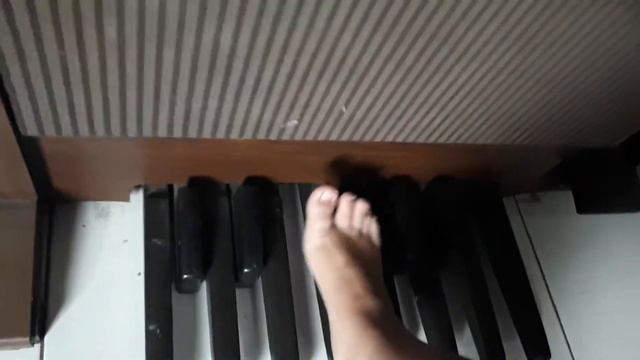 JUAL YAMAHA ELECTONE ME-100 смотреть онлайн