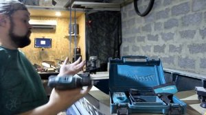Шуруповёрт Makita DF330D