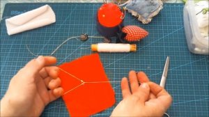 Как пришить пуговицы с разными отверстиями