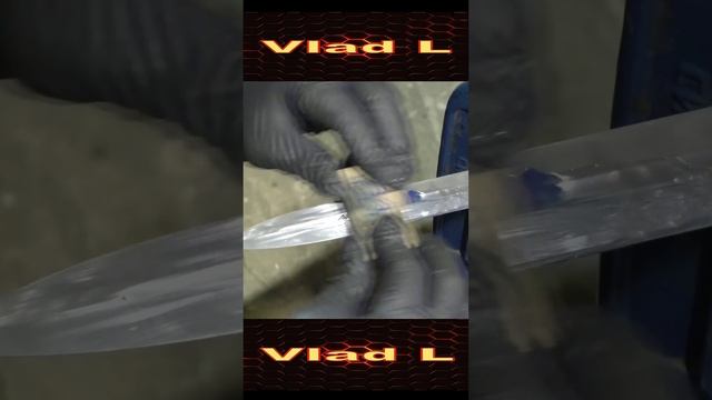 Самый крутой кинжал из стального шара смотреть онлайн