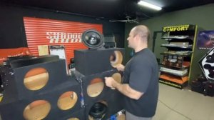Бюджетный АвтоЗвук за 10000 рублей. Сабвуфер URAL MOLOT 12 и Усилитель URAL BV 1.800