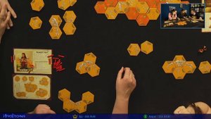 Играем в настольную игру Динокости