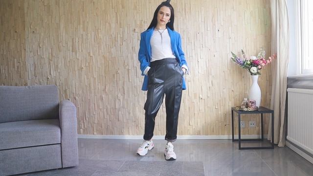 Обзор посылки из Zara! HAUL!! Распаковка смотреть онлайн