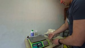 Индюшатам месяц/Пропойки взвешивание/Переводим в сарай