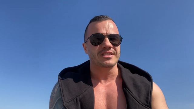 Зачем ценить то, что имеешь и благодарить за это. смотреть онлайн