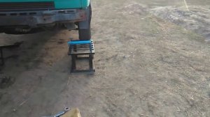 мои самодельные эстакады.заезжает БУС