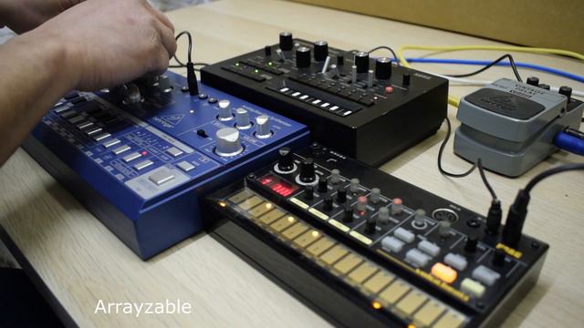 Behringer TD-3 Korg Monotribe and Volca Beats - Arrayzable смотреть онлайн