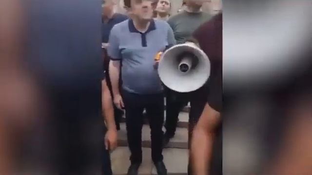 Թուրքերի հետ ի՞նչ ես թաքուն պայմանավորվել...արցախցու հարցը Արայիկ Հարությունյանին