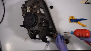 Замена, ремонт платы контроллера с диодами LED VOLVO FH13 /FM 82237133 - Как разобрать драйвер ламп