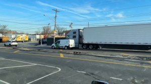 Жуткий холод в США!!! Дорогой груз на Бруклин!! Поломка в дороге! Грузовой эвакуатор, Сколько стоит