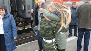 Дождалась парня из армии