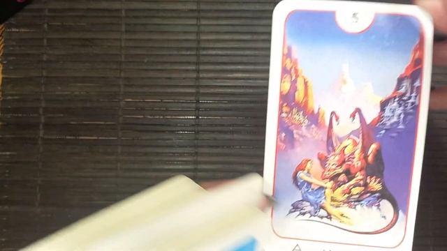 Почему в РФ небыло парада авиации,флота,а были танк с прошлого века и бутафория смотреть онлайн