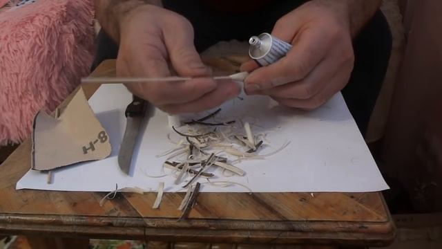 Самодельный поплавок из сердцевины репья.  15 ноября 2017 года