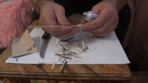 Самодельный поплавок из сердцевины репья.  15 ноября 2017 года