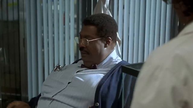 Чокнутый ученый превратился в младенца и набросился на секретаршу смотреть онлайн