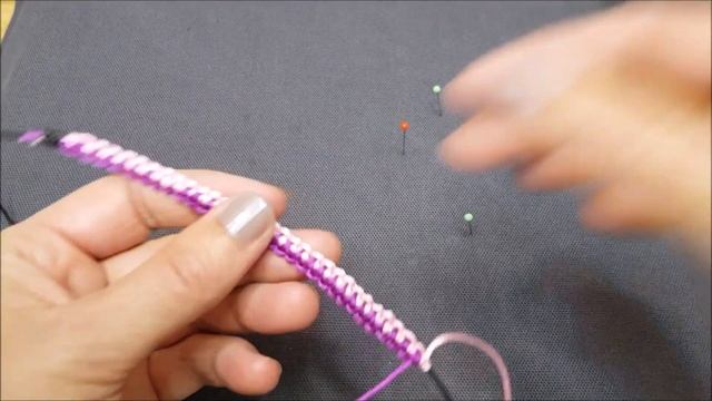easy bracelet with string how to make tue @CraftsEasy