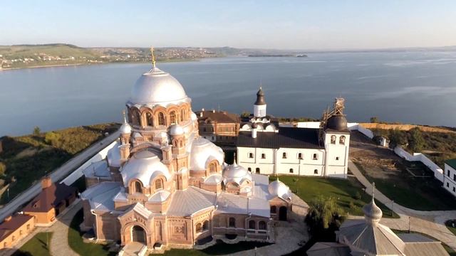 Храмы свияжска с фото и описанием
